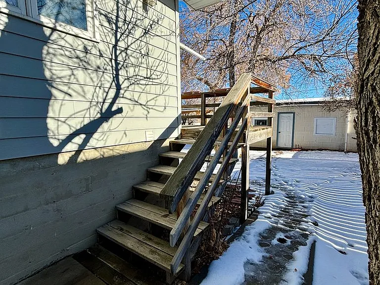 913 N. Park Ave — Photo 20