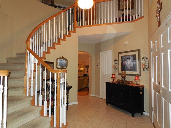2nd image of 102 Hesser Ct