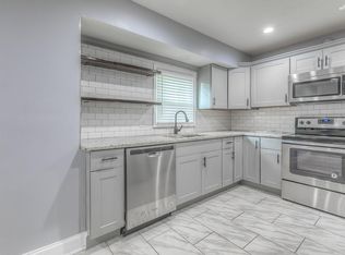 5338 Clark Dr, Roeland Park, KS 66205