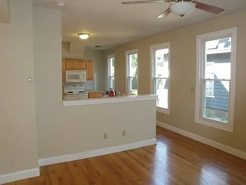 177-179 Davenport Ave #2 — Photo 20