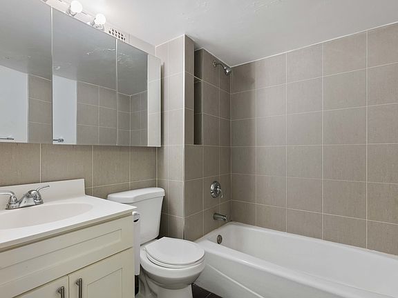 5th image of 162 E 61st St #Bb1