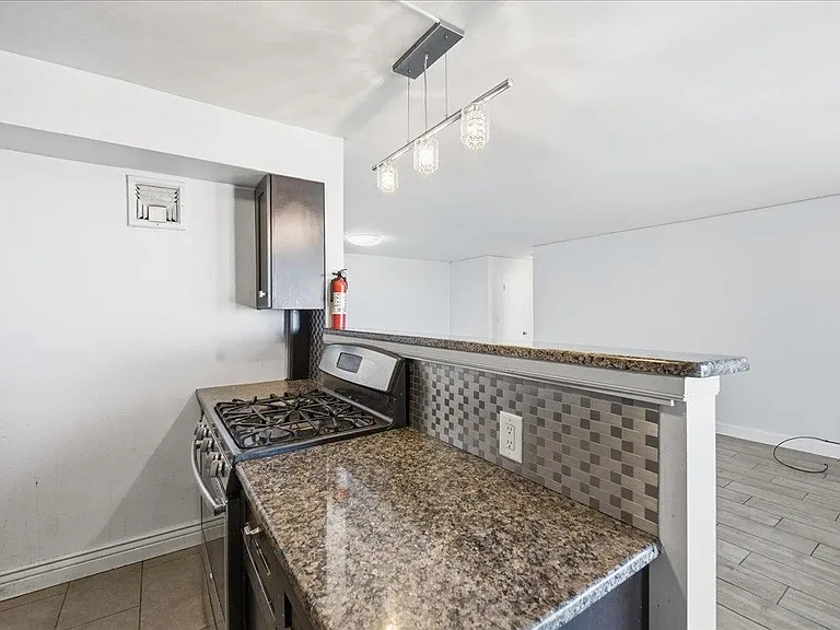 6040 Boulevard East #21J — Photo 5