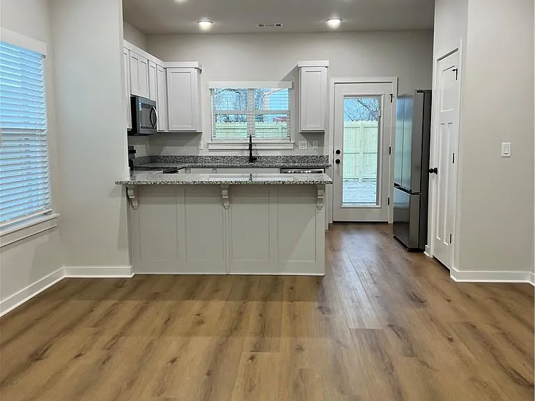550 Cosmos St #550 — Photo 2