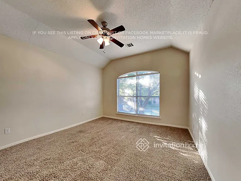 7402 Euclid Dr — Photo 12