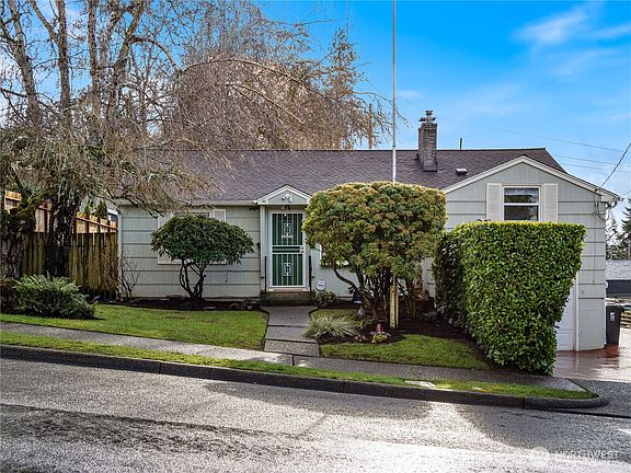3rd image of 4408 S 10th Street