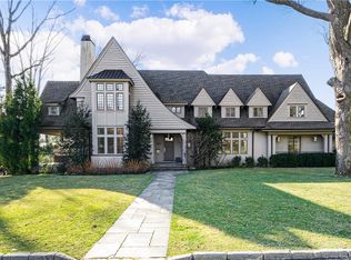 322 Evandale Rd, Scarsdale, NY 10583