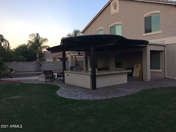 4th image of 1228 E Macaw Dr