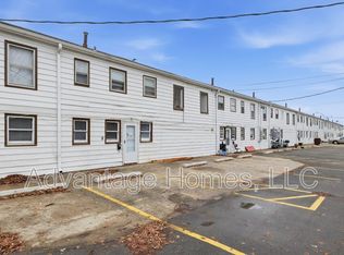 1015 N Scott Ave APT 105, Belton, MO 64012