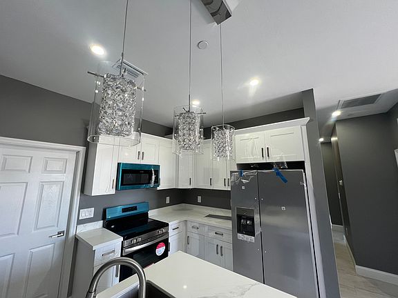 5th image of 13203 1st St