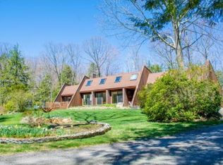 67 Birkdale Rd, Bedford, NH 03110