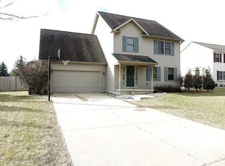 5227 Aspen Dr, Lansing, MI 48917