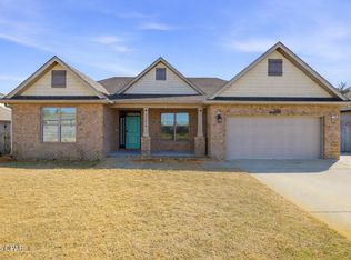 3589 Pelican Bay Cir, Gulf Breeze, FL 32563