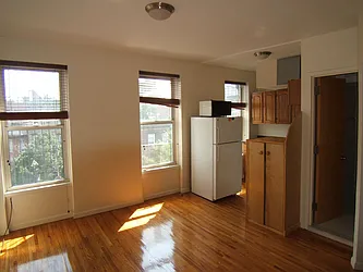 Rented by Joel Weisz, LREB