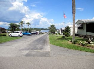 18 Sunrise Ln, Fruitland Park, FL 34731