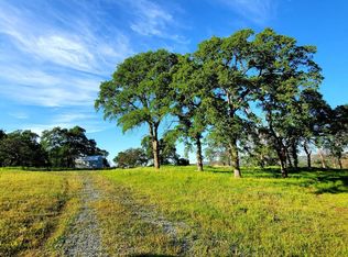 20760 White Oak Dr, Grass Valley, CA 95949