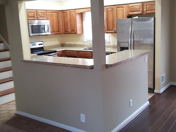 2nd image of 12524 Live Oak Dr