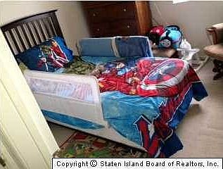 3rd image of 214 Aspen Knolls Way