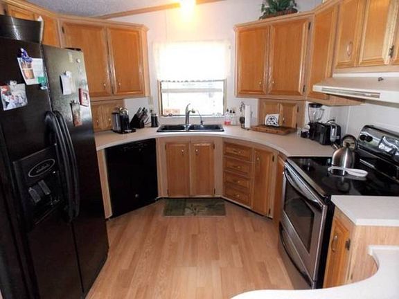 2nd image of 1734 Red Pine Ave