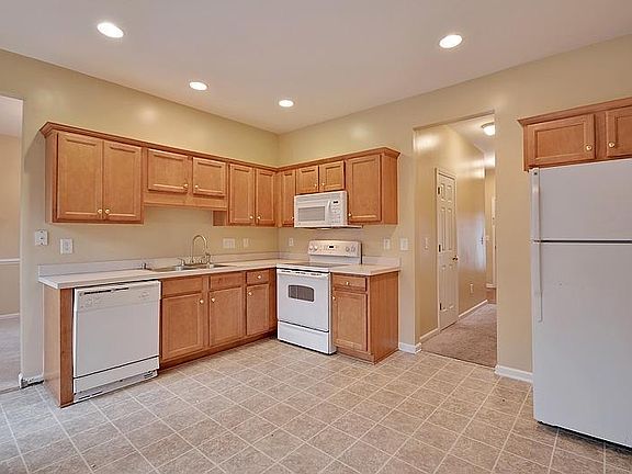 5th image of 237 Highwoods Plantation Ave