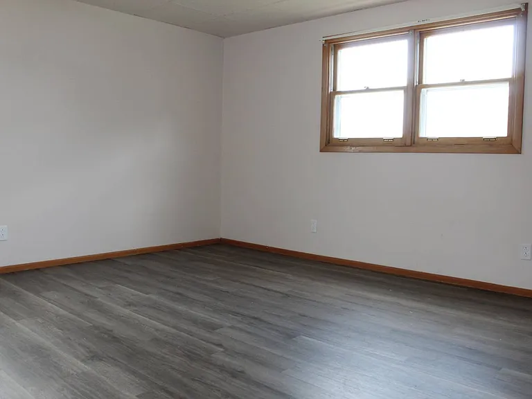 1314 Maple Dr #5 — Photo 5