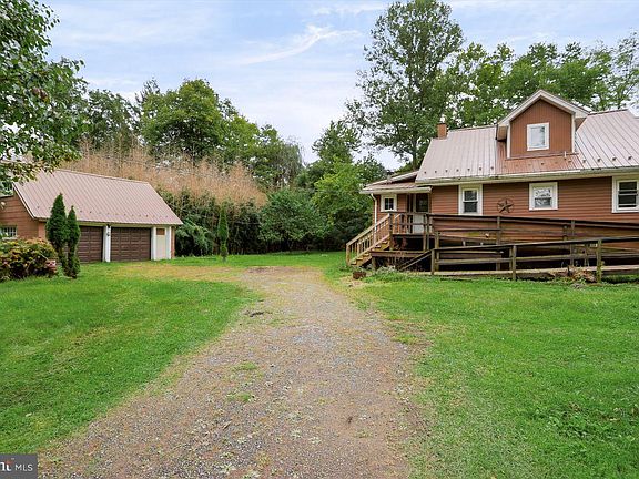 3rd image of 254 Cottage Ln