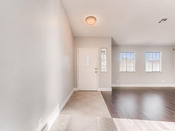 3rd image of 3405 Penthouse Pl