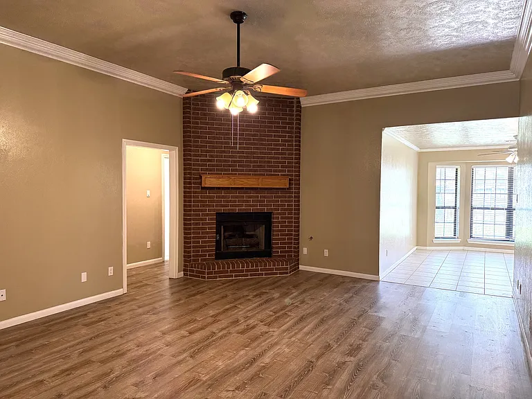 1505 Richland Ct N — Photo 13