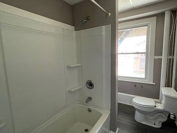 5th image of 44 Mauch Chunk St #5