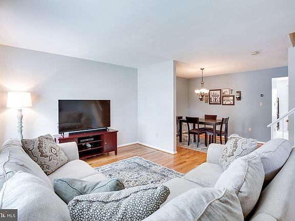 5th image of 14502 Chelsey Pl