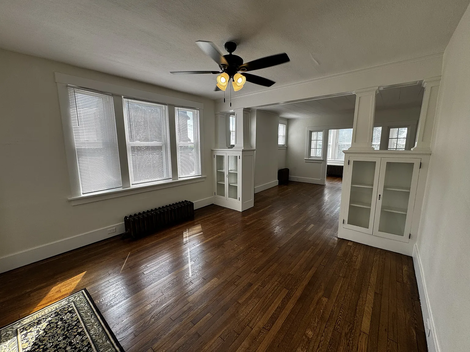 2 bed, 1050 sqft, $1,550 — Photo 1