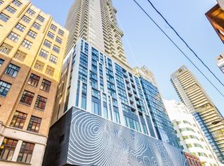 87 Peter St #4515, Toronto, ON M5V 0P1