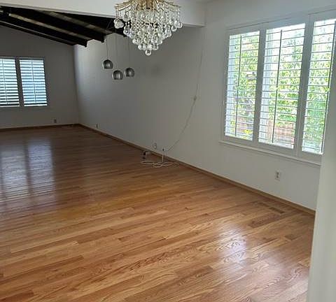 5th image of 12166 Marilla Dr