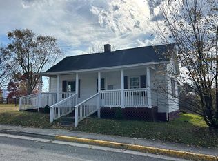 215 S 12th St, Wytheville, VA
