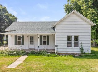 20609 State Line Rd, Harvard, IL 60033