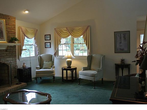 2nd image of 1110 Willow Bnd #2-7