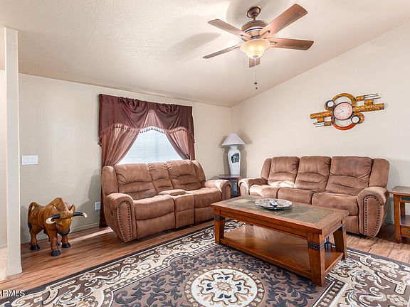 4th image of 2400 E Baseline Ave #213