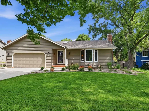 6850 SW 33rd St, Topeka, KS 66614