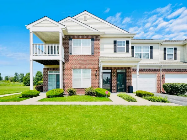 2501 Echelon Cir, Matteson, IL 60443