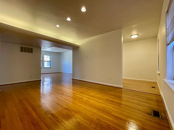 4th image of 6242 Southwood Ave #1N