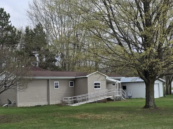 2152 N 116th Ave, Hart, MI 49420