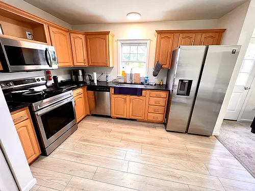 211 Hill Dr Photo 1