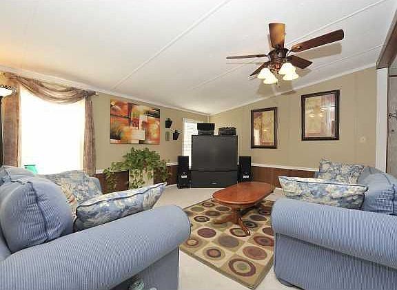 5th image of 304 N Cougar Ave