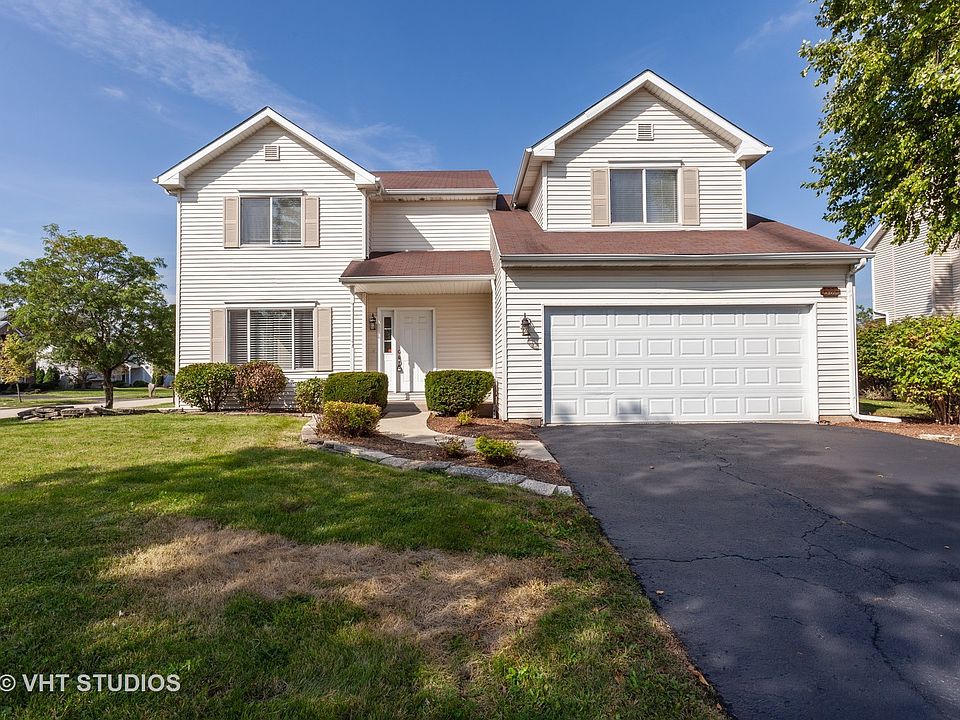 1st image of 387 Pheasant Chase Dr