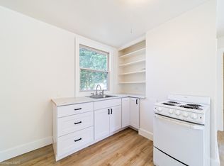 725 W 2nd St APT D, Newport, WA 99156