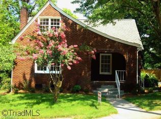 1033 S Pearson St, Greensboro, NC 27406