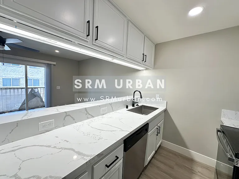 4102 Marlborough Ave #211 — Photo 6