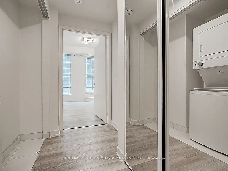 121 Saint Patrick St #722 — Photo 33