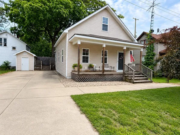 603 S George St, Ludington, MI 49431