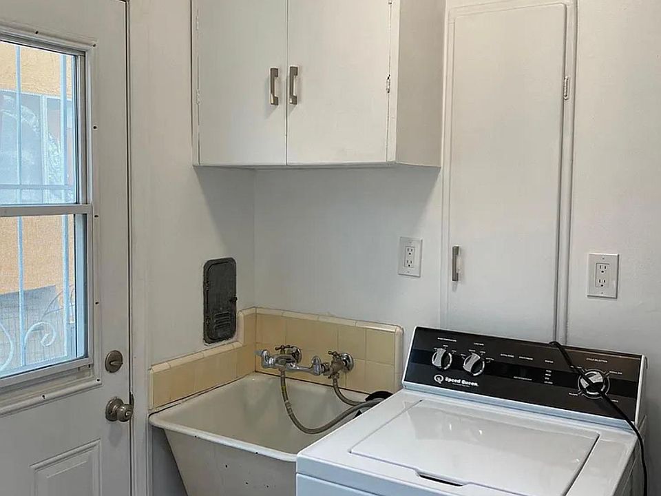 1st image of 5020 Templeton St