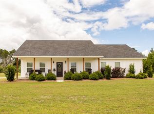 104 Wildwood St, Hoboken, GA 31542